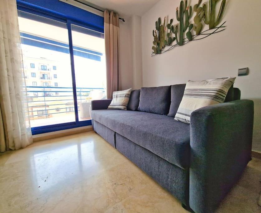 Acogedor Piso Con Terraza Y Parking! Apartment Benalmadena Luaran gambar