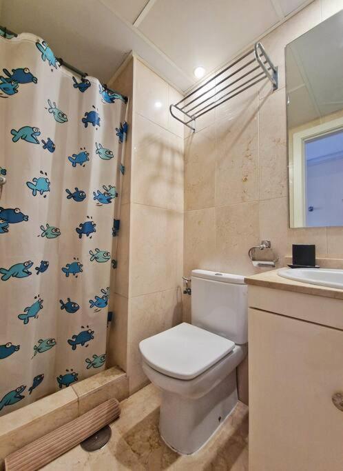 Acogedor Piso Con Terraza Y Parking! Apartment Benalmadena Luaran gambar