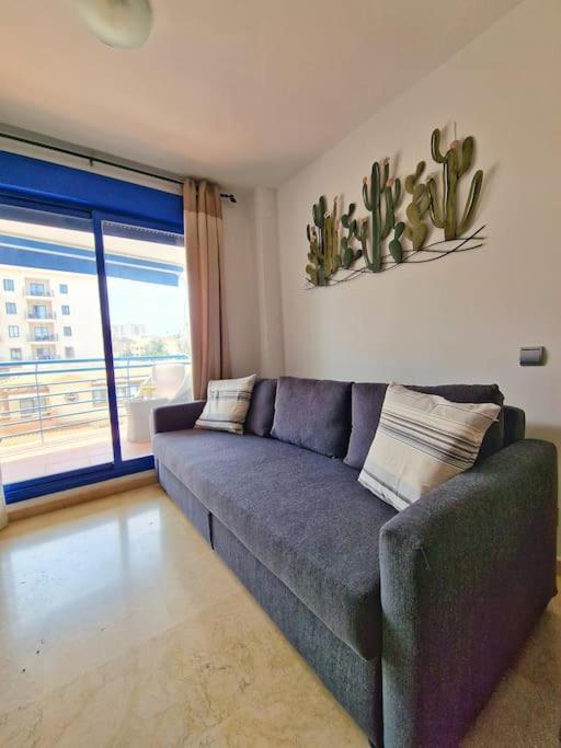 Acogedor Piso Con Terraza Y Parking! Apartment Benalmadena Luaran gambar